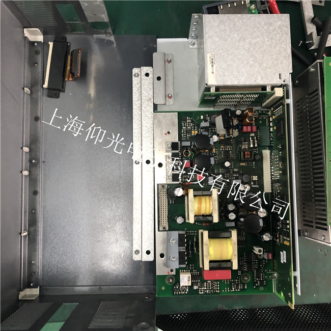 Ӣ���v׃�l����׃��ԪU�ౣ�o(h��)��OUT1��